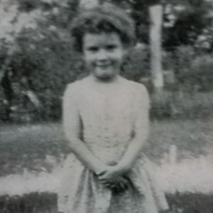 Meet your Posher, Becky